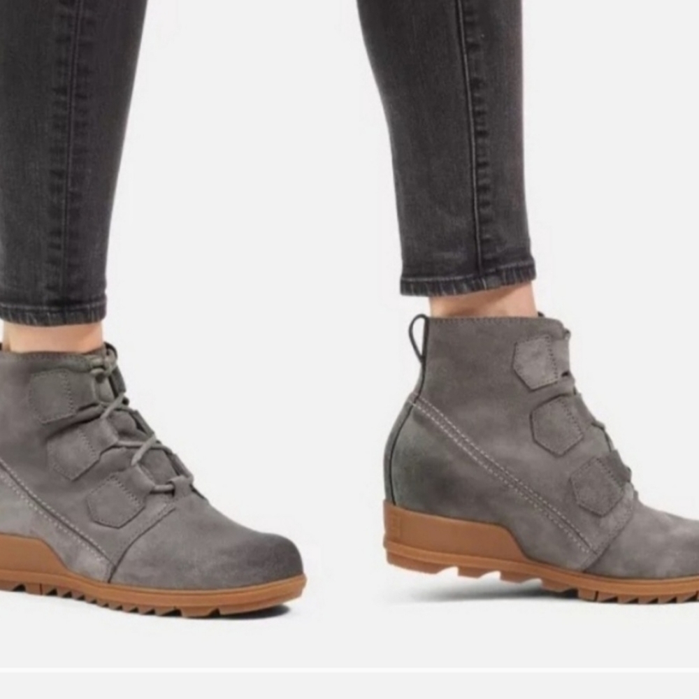 Sorel Evie Lace Gray Suede Wedge Ankle Boots 8.5